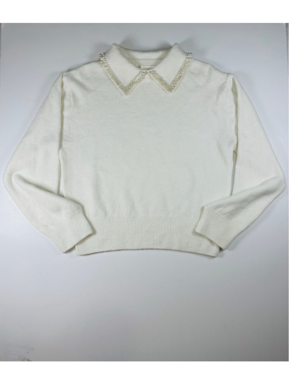 H&M Cream Pearl Embellished Peter Pan Collar Sweater Size Small Soft Knit Preppy - Picture 2 of 11